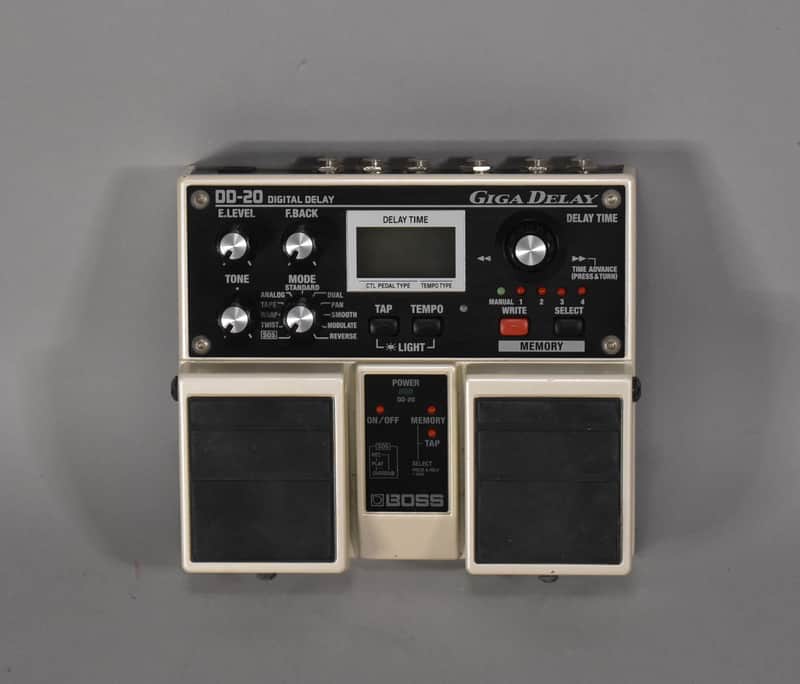 Boss DD-20 Giga Delay | Reverb