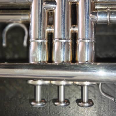 Yamaha YTR-8335LA Custom LA Trumpet image 6