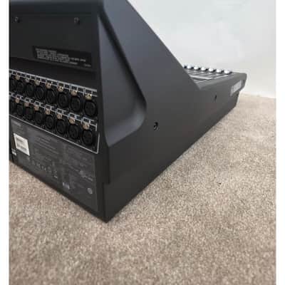 Yamaha QL5 - Mixer - Black - Excellent w/ Power Supply, Manuals, Soft Cover image 12