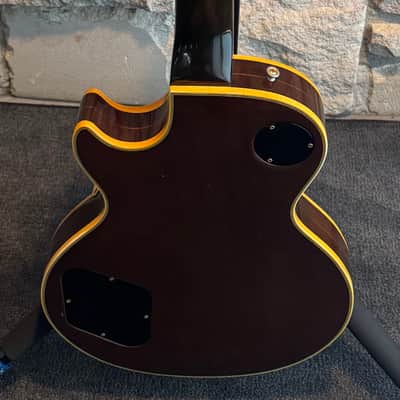 Gibson Les Paul Artisan 3-Pickup 1977 - Walnut image 12