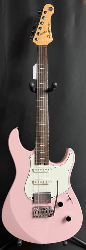Yamaha PACS+12 Pacifica Standard Plus