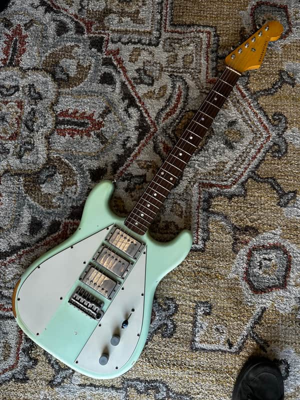 Nash Wayfarer image 1