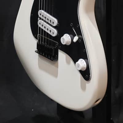 Squier Contemporary Stratocaster Special HT 2022 Pearl White image 7