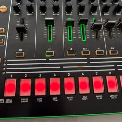 Roland AIRA TR-8 Rhythm Performer Drum Machine 2014 - Present - Black image 3