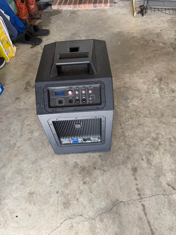 Electro-Voice Evolve 50 1000-Watt Portable Column Array System PA 2018 - Present - Black Bild 1