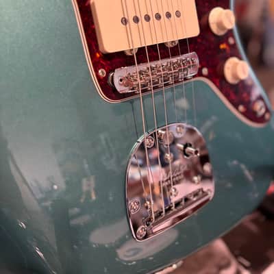 Fender American Professional Classic Jazzmaster 2025 - Present - Faded Sherwood Green Metallic image 5