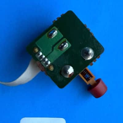 YAMAHA PSR-240 Keyboard Part: ON/OFF Switch Circuit Board w/Red Cap [XR658] image 2