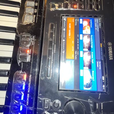 Yamaha PSR-SX700 61-Key Arranger Workstation 2019 - Present - Black image 5