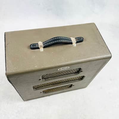 Supro Valco Chicago 51 1x10" Combo Amplifier 1947 - Gray image 2