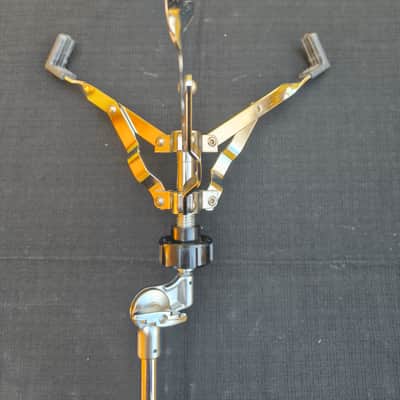 Yamaha snare stand image 3