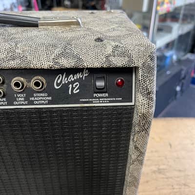 Vintage Fender Champ 12 Tube Guitar Amp Amplifier 1980's Snakeskin Just Serviced image 5