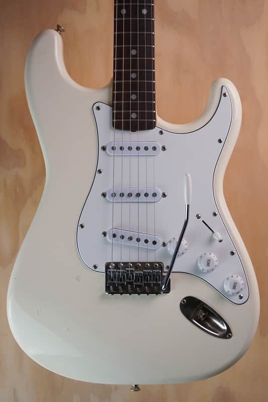 Squier Japanese Vintage Stratocaster Electric Guitar in White image 1