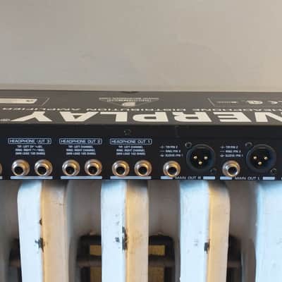 Behringer Powerplay Pro HA4600 4-Channel Headphone Amplifier 2000s - Black / Silver image 7