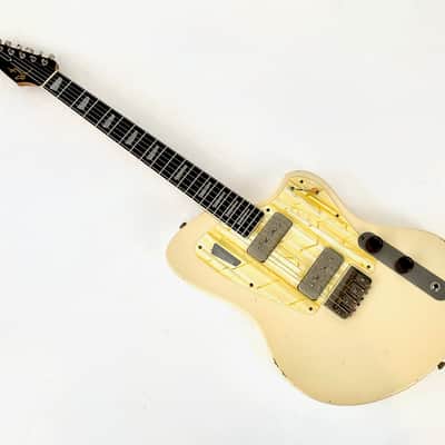 Tony Girault California 2022 Relic White image 7