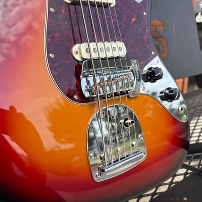 Fender Vintera III Early '60s Bass VI - 3-Color Sunburst, Rosewood image 5