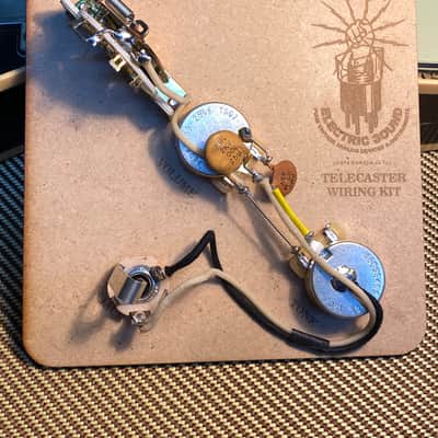 General Vintage Tone Telecaster Prewired harness electronics 1966 - 1970 True vintage NOS RMC capacitors 1 image 4