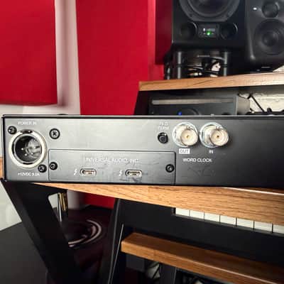 Universal Audio Apollo x16 Thunderbolt 3 Audio Interface 2018 - Present image 4