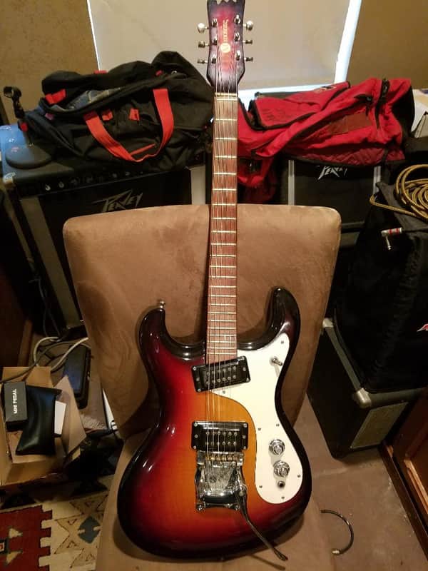 Mosrite Ventures re issue 1984 3 color burst image 1