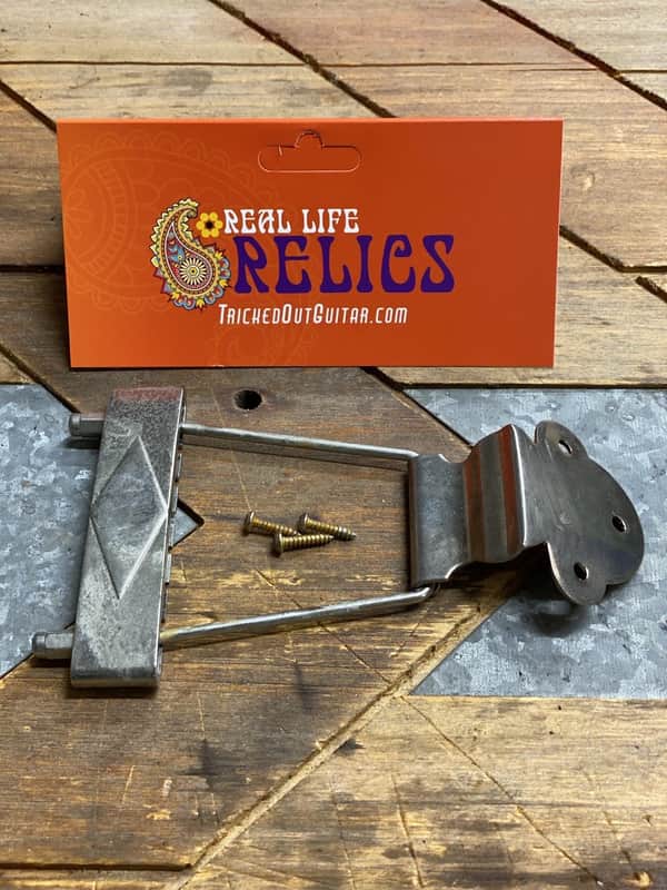 Real Life Relics Nickel Trapeze Tailpiece Short    [DD9] image 1
