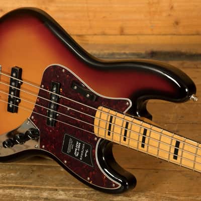 Fender Vintera III Early '70s Jazz Bass - Rosewood - 3-Colour Sunburst *B-Stock* image 5