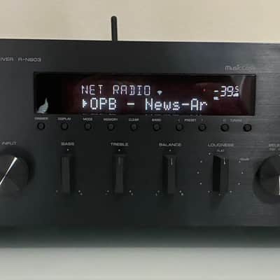 Yamaha R-N803 stereo receiver in excellent condition image 1