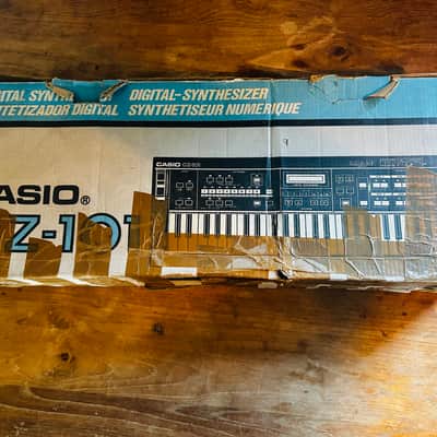 Casio CZ-101 Synthesizer *boxed with manuals* image 13