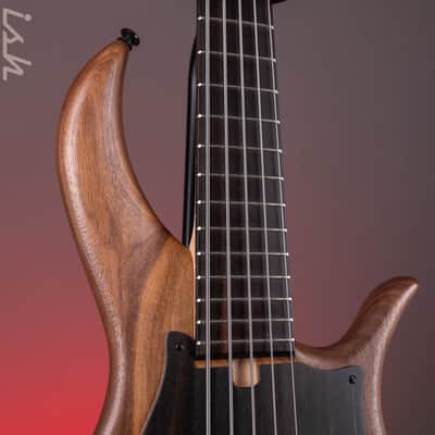 F Bass BN5 Walnut image 4