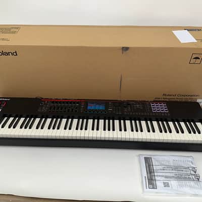 Roland FANTOM-08 88-Key Workstation Keyboard 2022 - Present - Black image 1