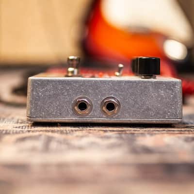 Electro-Harmonix Memory Boy Analog Delay Pedal image 7