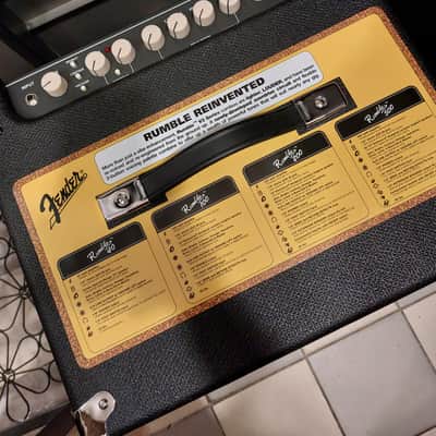 Fender Rumble 100 V3 100-Watt 1x12" Bass Combo Amp image 2