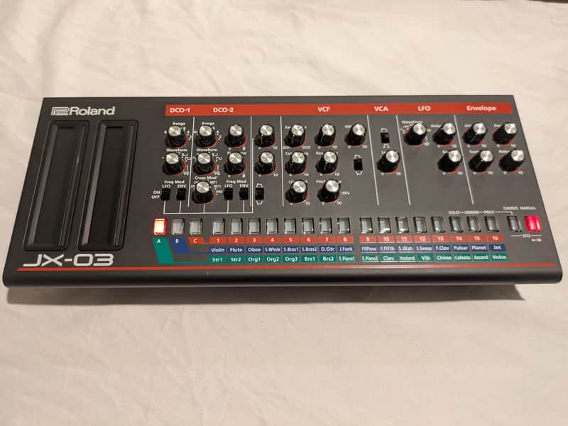 Roland JX-03 Boutique Series Synthesizer Module