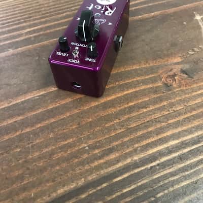 Suhr Riot mini image 2