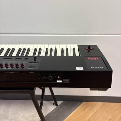 Roland FA-08 image 8