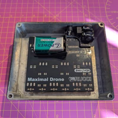 Rucci Electronics Maximal Drone Six Oscillator Synth [USED] Bild 4