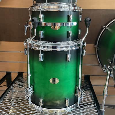 Noble&Cooley CD Maple 4Pc Drum Set 2025 - GREEN STAIN BLACK BURST image 3