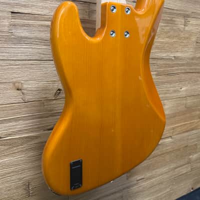 G&L JB-5 USA 5- string Jazz Bass -2022 - Honey Amber- Pine body -w/Sadowsky Preamp + OHSC image 12
