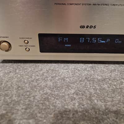 Denon UTU-F88 - AM/FM Tuner - Silver - Excellent image 2