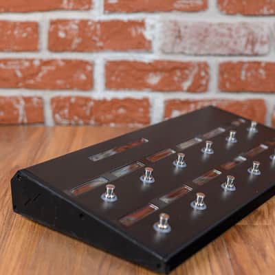 Line 6 Helix Control Floor-based controller for Helix Rack image 3