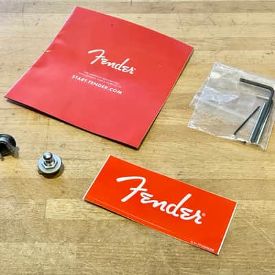 Fender  American Performer Mustang 2018 - Vintage White + Gigbag image 9