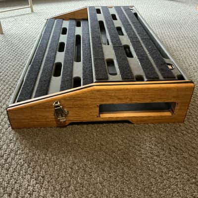 Third Edge Audio Pedalboard - Timber image 5