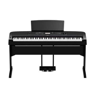 Yamaha DGX-670 88-Key Portable Grand Piano (Black) image 3