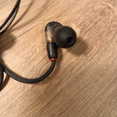Audio-Technica ATH-E50 E-Series Professional In-Ear Monitor Headphones 2010s - Black image 5