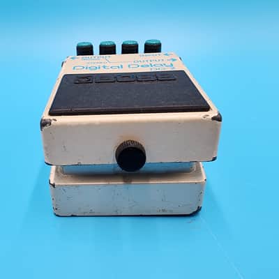 Vintage 80s Boss DD-2 Digital Delay Guitar Effect Pedal Long Chip MIJ Japan Bass image 8