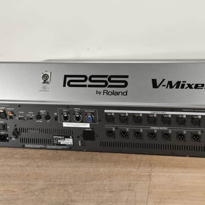 Roland M-400 48-Channel Live Digital Mixing Console CG007C7 image 10