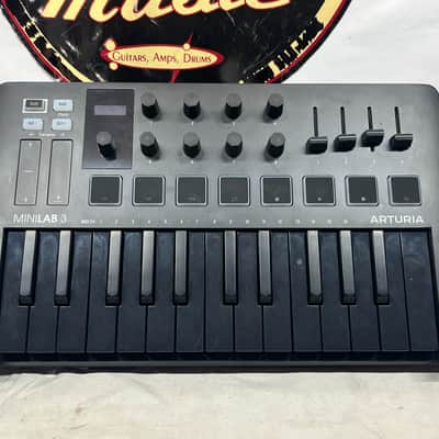 Arturia Minilab 3 Universal MIDI Controller with Box image 2