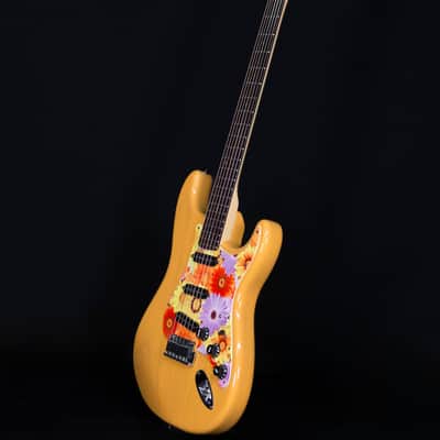 Fender American 60th Anniversary Strat with Case, Butterscotch, 2016 - Used image 6