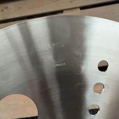 SABIAN STRATUS ZERO 16" CRASH EFFECT / AS NEW CONDITION image 3