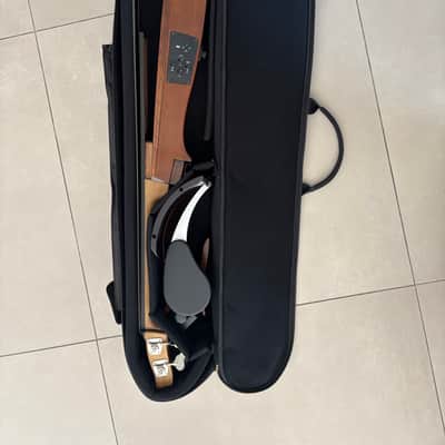 Yamaha silent bass SLB 300 image 12