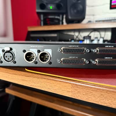 Universal Audio Apollo x16 Thunderbolt 3 Audio Interface 2018 - Present image 5