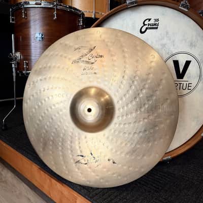 USED - Zildjian 20" Z Custom Ride Cymbal 3230g [SKU M383493] image 1